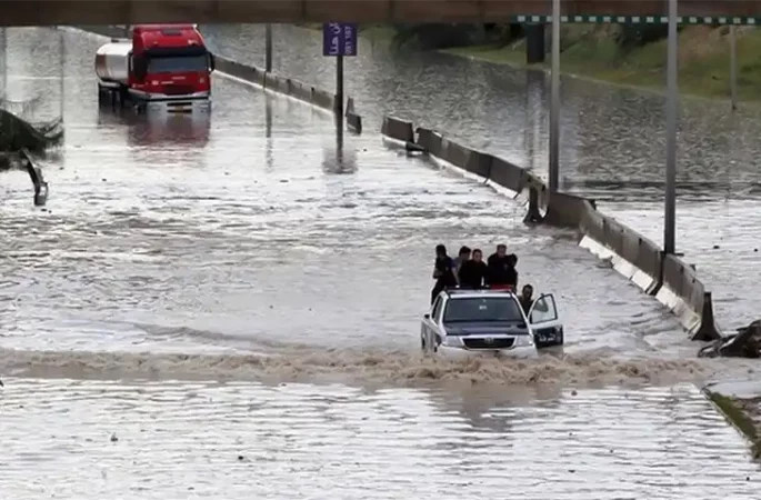 سیلاب مرگبار در لیبیا دستکم ۱۵۰ کشته و صدها زخمی برجای گذاشت