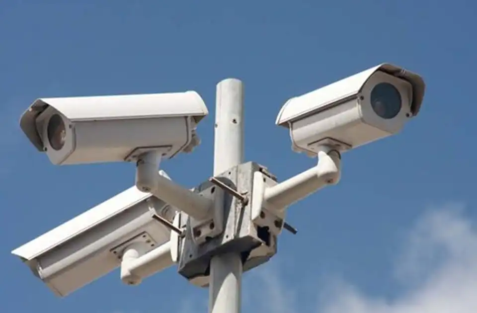 گزارش رویترز: طالبان با همکاری چین، شبکه نظارتی در افغانستان راه‌اندازی می‌کند