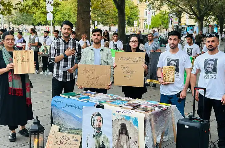 فعالان مدنی: افغانستان بار دیگر با تهدید تروریسم و جهالت مواجه است