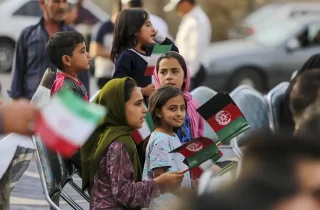 طرح ساماندهی اتباع خارجی واستفاده از فرصت‌ها و کاهش تهدیدها در ولایت فارس