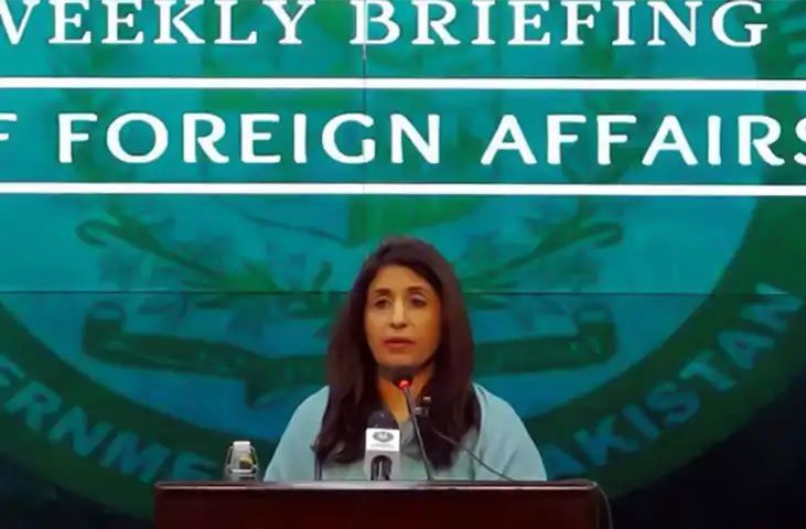 پاکستان گذرگاه تورخم را به دلیل ساخت تاسیسات نظامی توسط طالبان مسدود کردیم