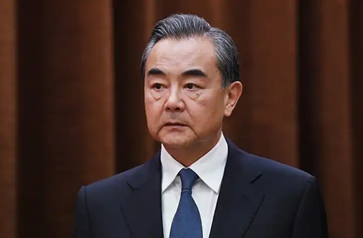 سفر وزیر خارجه چین به روسیه