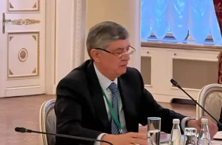 کابلوف: بدون اشتراک همه اقوام، صلح در افغانستان ممکن نیست