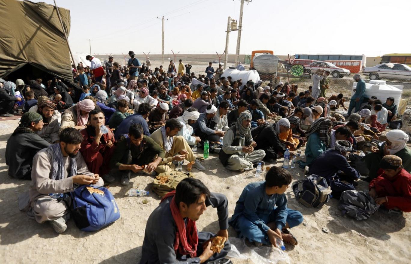 بازگشت بیش از ۱۲ هزار مهاجر در یک روز به افغانستان