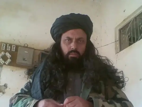 ولسوال جدید طالبان در ننگرهار در مراسم معرفی‌اش درگذشت