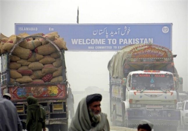 تیره شدن روابط تجاری دو همسایه ، پاکستان ممنوعیت صادرات ۲۱۲ کالا به افغانستان