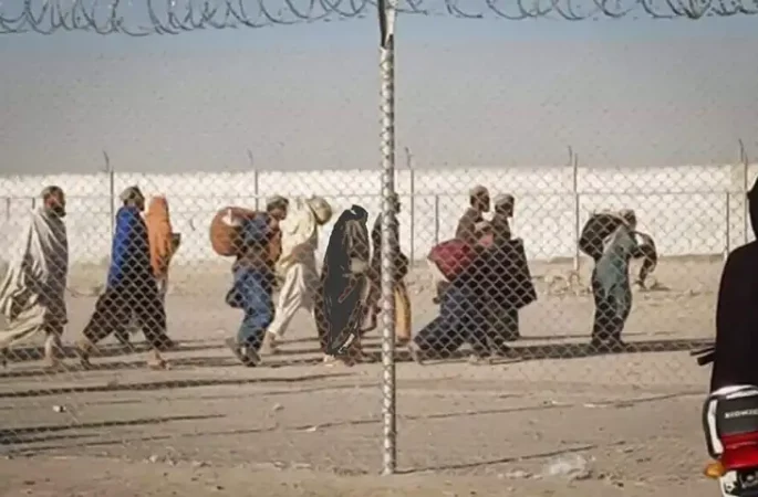 رسانه‌های پاکستانی از بازگشت نزدیک به ۶۰ هزار مهاجر افغانستانی خبر دادند