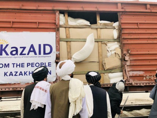 قزاقستان با محموله دوم کمک‌های بشردوستانه، به زلزله‌زدگان افغانستان کمک کرد