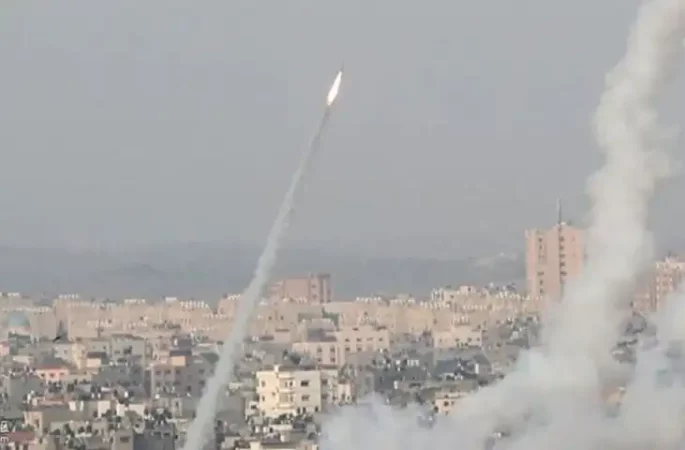 ادامه حملات راکتی مقاومت فلسطین به تل‌آویو