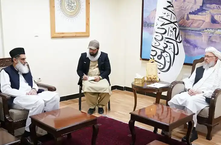 معاون رئیسالوزرا طالبان: پاکستان در تصمیم خود برای اخراج مهاجران افغانستانی تجدیدنظر کند