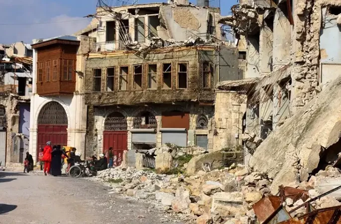 تنش‌های کابل و اسلام‌آباد مانع کمک‌های پاکستان به زلزله‌زدگان هرات شد