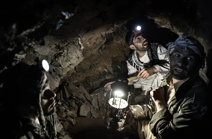 جان باختن سه معدنچی در فروریختن معدن طلا در تخار