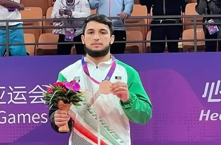 سلطان حسین بایقرا با کسب چهارمین مدال برنز افغانستان، تاریخ ساز شد