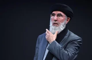 حکمتیار: اخراج پناهجویان افغانستانی از پاکستان عادلانه نیست