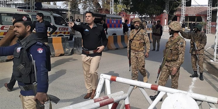 عامل حمله در پاکستان با شناسنامه افغانستان وارد این کشور شده بود