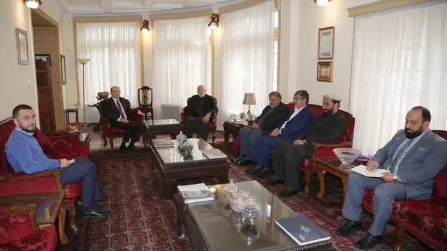 دیدار حامد کرزی با سفیر روسیه در کابل