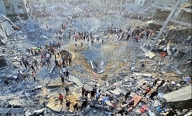 فلسطین گواهی بر شکست حقوق بشر؛ اسرائیل اردوگاه آوارگان البریج را بمباران کرد