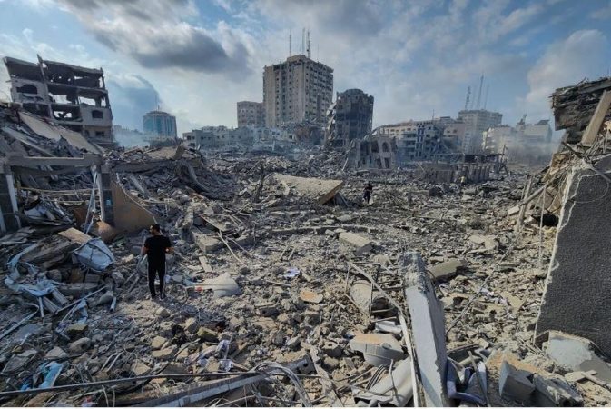 نیویورک تایمز : بمب های بزرگ اسرائیل در منطقه ای کوچک مانند جنگ جهانی دوم است