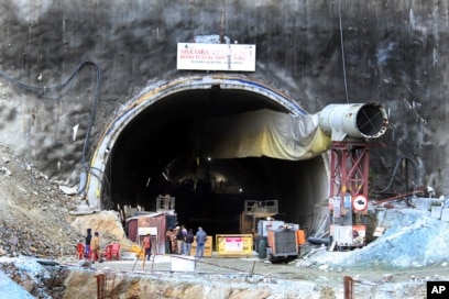 امیدی تازه برای نجات 41 کارگر محبوس در تونل فروریخته هند