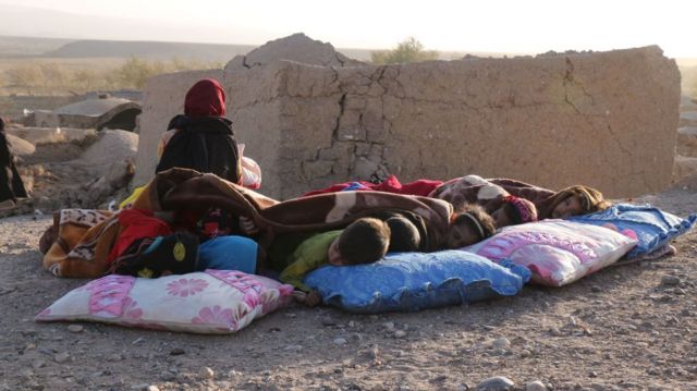 سازمان جهانی صحی : ترس و اضطراب زلزله‌زدگان هرات را به خانه‌های آسیب دیده بازگرداند