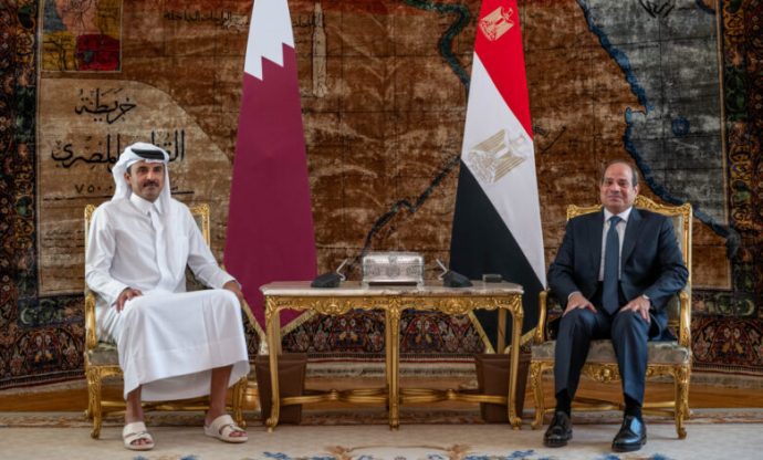 امیر قطر و رئیس‌جمهور مصر در قاهره درباره جنگ غزه گفت‌وگو کردند.