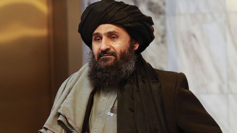 ملا برادر: تولید برق در داخل افغانستان اولویت حکومت طالبان