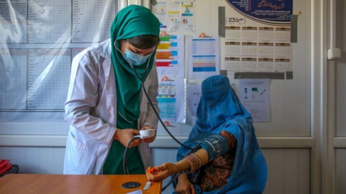 دانشجویان داکتری زن افغانستان در سایه محدودیت‌های طالبان