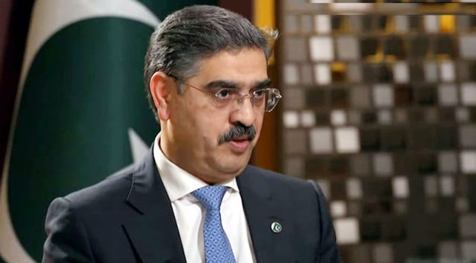 نخست وزیر پاکستان از سیاست اخراج پناهجویان افغان دفاع کرد