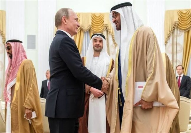 کلیات دیدار پوتین و محمد بن زاید آل نهیان در امارات