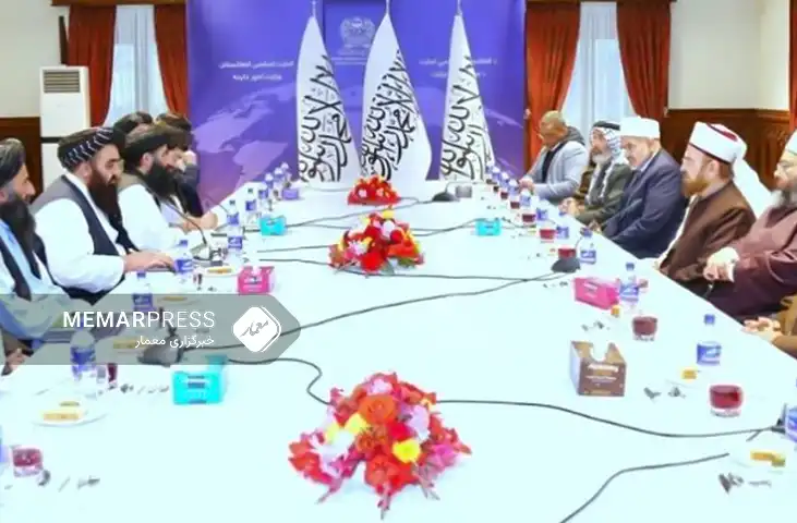 متقی در دیدار با هیئت علمای جهان اسلام : اکنون افغانستان شاهد پیشرفت‌های روزافزون است