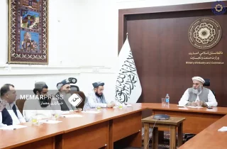 طالبان در مورد انتقال واردات نفت از طریق خط لوله گفتگو کرد