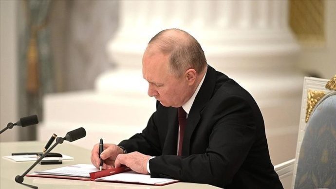پوتین به خارجی‌های جنگنده در اوکراین شهروندی روسیه اعطا میکند