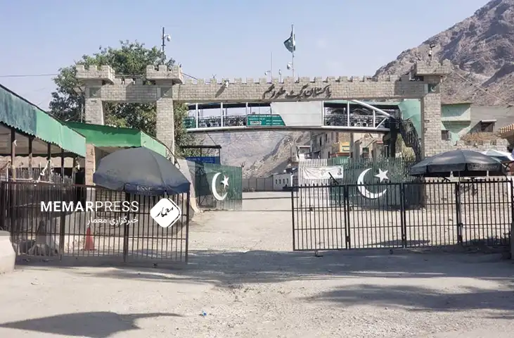 رسانه‌های پاکستانی از هشدار طالبان برای بسته ماندن دائمی گذرگاه‌های تورخم و خرلاچی خبر داد