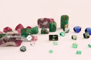 وزارت تجارت طالبان از صادارت سنگ‌های قیمتی به ارزش ۲ میلیون دالر در هشت ماه اخیر خبر داد