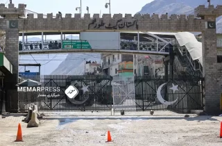 مسدود ماندن گذرگاه تورخم