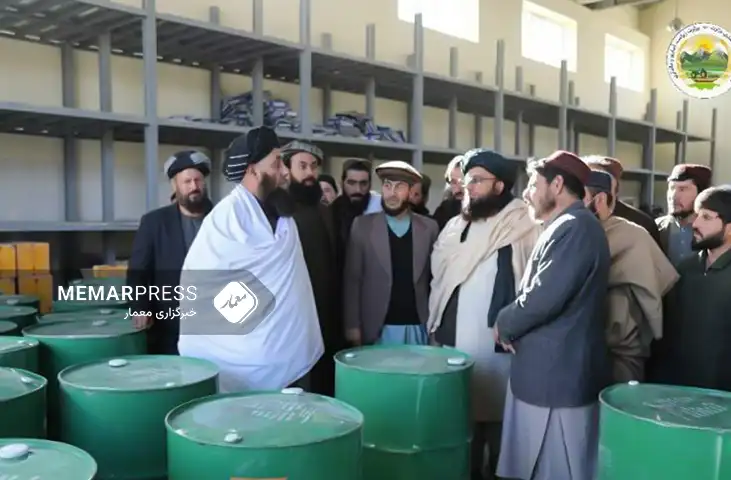 وزارت زراعت طالبان : هندوستان 40 هزار لیتر سم ملتین به افغانستان کمک کرد