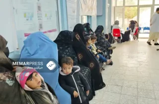 دیده‌بان حقوق بشر: کاهش کمک‌ها و سوءاستفاده‌ طالبان سبب یک بحران صحی فاجعه‌بار در افغانستان شده است