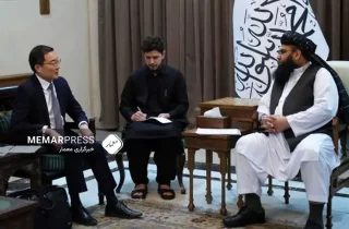 مولوی عبدالکبیر: ما به گفت‌وگو باور داریم و عدم اشتراک در نشست دوحه به معنای تیرگی روابط با جهان نیست