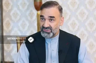 عطامحمد نور : ایستاده جان می‌دهیم، اما خمیده زندگی نمی‌کنیم
