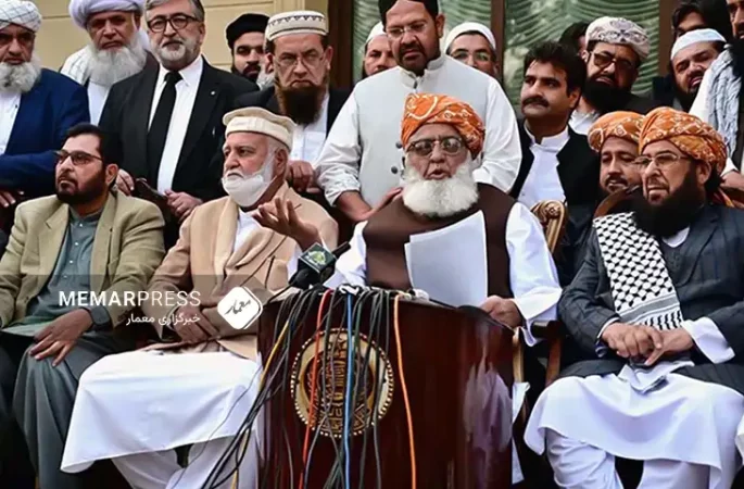 مولانا فضل‌الرحمان : به‌جرم حمایت از طالبان و تقویت روابط میان پاکستان و افغانستان شسکت خوردیم
