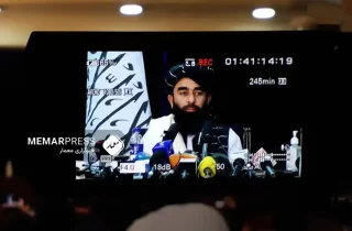 سخنگوی طالبان : زن والاتر از آن است که فقط یک روز را به‌نامش بسازیم