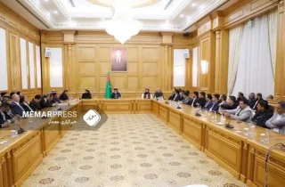 دیدار و گفتگوی سرپرست وزارت تجارت طالبان با تاجران افغان در ترکمنستان
