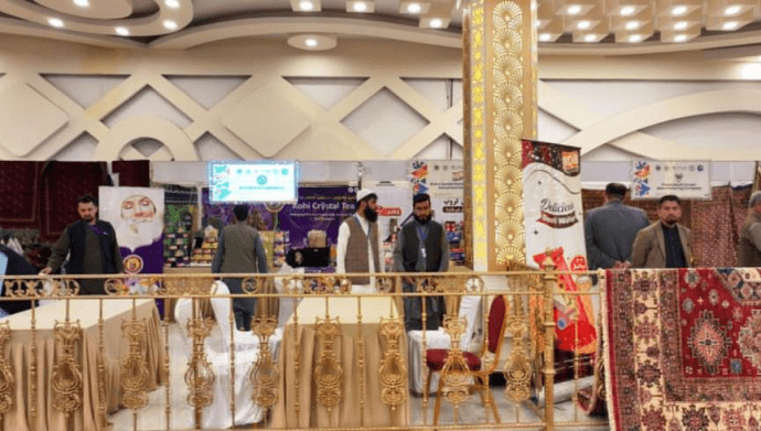با حضور مقام‌های افغانستان و قزاقستان نمایشگاه بین‌المللی افغان - قزاق افتتاح شد - مقامقات طالبان نمایشگاه بین‌المللی دو روز افغان- قزاق در کابل را افتتاح کردند.