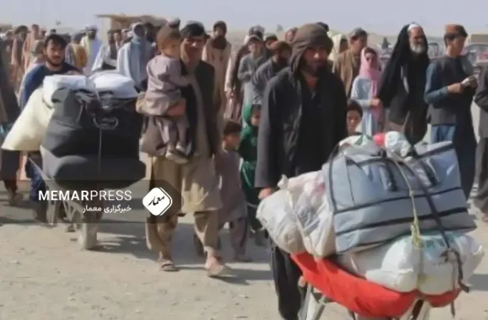 وزارت مهاجرین طالبان : دستکم هزار مهاجر در یک روز گذشته از پاکستان اخراج شدند