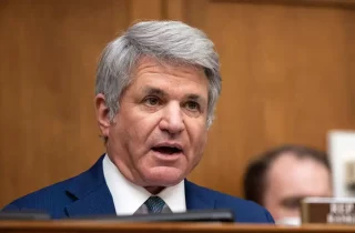 مایکل مک‌کال : خروج امریکا از افغانستان باعث تقویت داعش شد