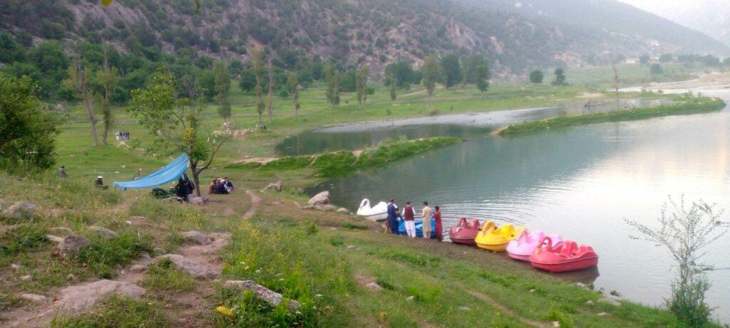 بازدید 90 هزار گردشگر در کمتر از یک ماه از ولایت نورستان