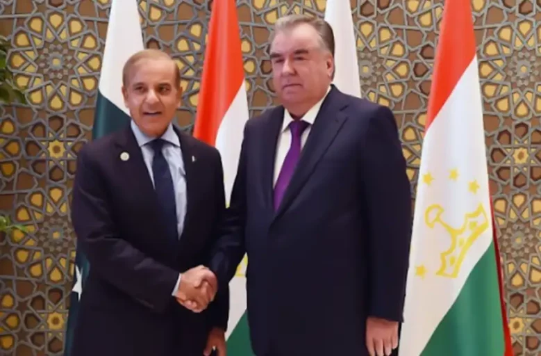 سفر نخست وزیر پاکستان به آسیای میانه برای گشترش روابط