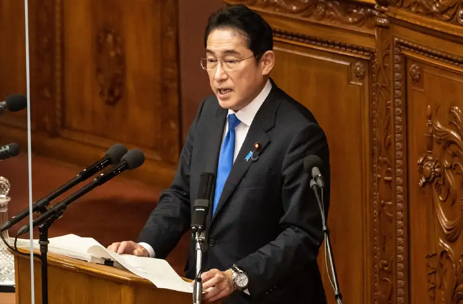 نخست وزیر جاپان استعفا داد