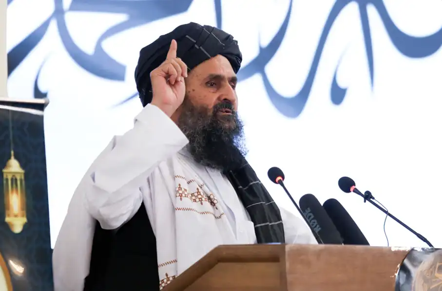 عبدالغنی برادر : برای رفع مشکلات افغانستان تلاش می کنیم