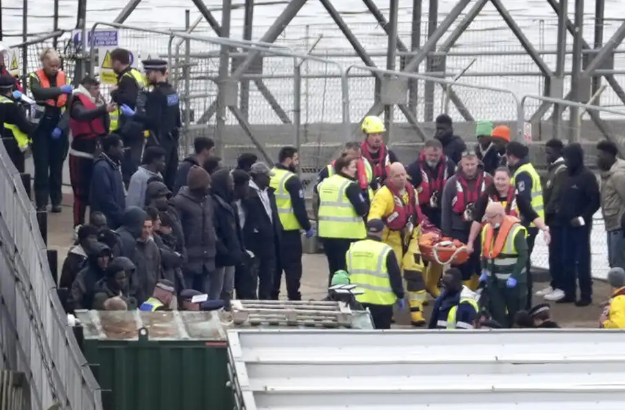 اخراج گسترده و تشدید اقدامات علیه مهاجرین در بریتانیا